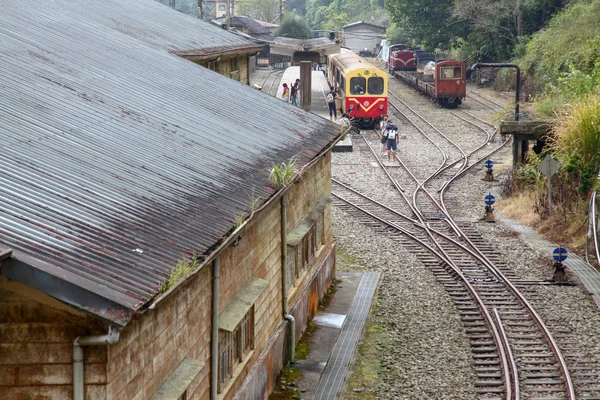 Fenchihu, taiwan-October 15,2018: Fenchihu Old train station at al — Foto de Stock