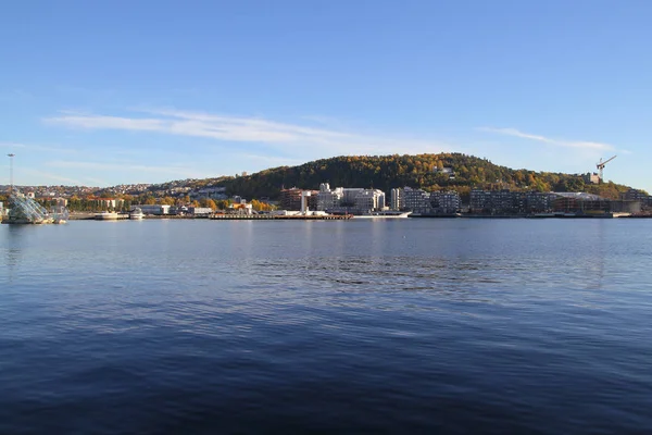 Oslo, norway-October 18,2015: Vista da cidade de Oslo antes do pôr do sol em um — Fotografia de Stock
