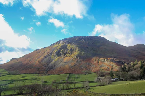 Vista da montanha na natureza na Inglaterra — Fotografia de Stock