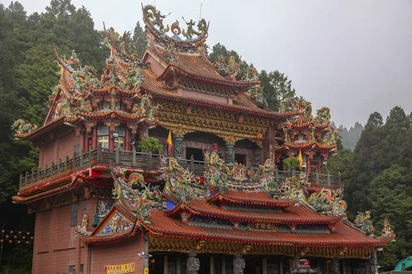 Alishan national park ; Taiwan-October 14,2018:The Alishan Shouz — Stock Photo, Image