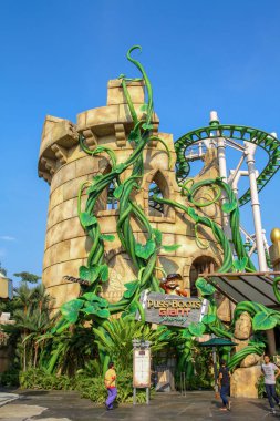 Sentosa, Singapur-Nisan 12, 2016: Güzel Çizmeli Kedi Dev