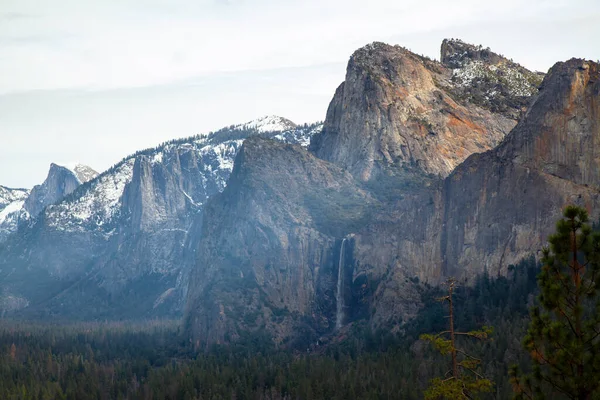 Veduta Del Mountain Landmark Sul Punto Vista Yosemite National Park — Foto Stock