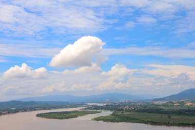 Mekong Nehri 'nin manzarası Tayland' da güzel bir doğa nehridir.