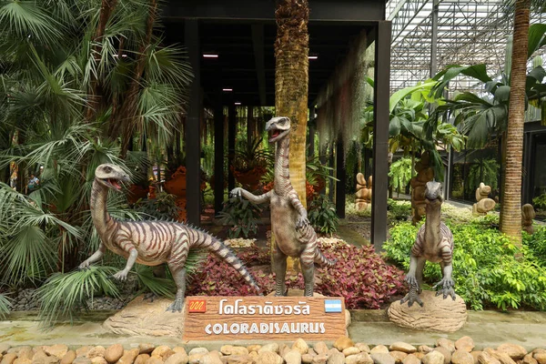 Pattaya Thailand September 2020 Dinosaurs Statue Beautiful Sky Garden Nong — Stock Photo, Image