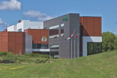 Pembroke, Ontario / Kanada - 30 Temmuz 2020: Pembroke, Ontario, Kanada 'daki Algonquin College binası