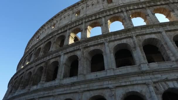 Buitenkant Van Het Romeinse Colosseum Bloem Zonsondergang Cultureel Erfgoed Van — Stockvideo