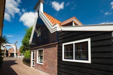 Köyde bir eski Hollanda (De Rijp) Kuzey Hollanda kültürel miras ayrıntıları. Bir Alkmaar şehir etrafında beemster polder otantik köylerde. Zaanse ticari emlak, cepheler, bölge