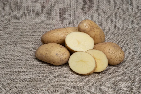 Fotografie zeleninové brambůrky. Ovoce zelenina brambory. — Stock fotografie