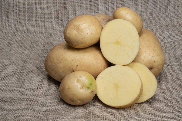 Foto einer Gemüsekartoffel. Obst Gemüse Kartoffeln. — Stockfoto