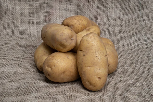 Foto einer Gemüsekartoffel. Obst Gemüse Kartoffeln. — Stockfoto