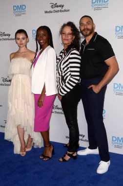 Eline Powell, Sibongile Mlambo, Rena Owen, Ian Verdun