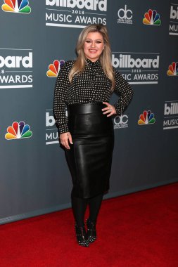  şarkıcı Kelly Clarkson'ın 