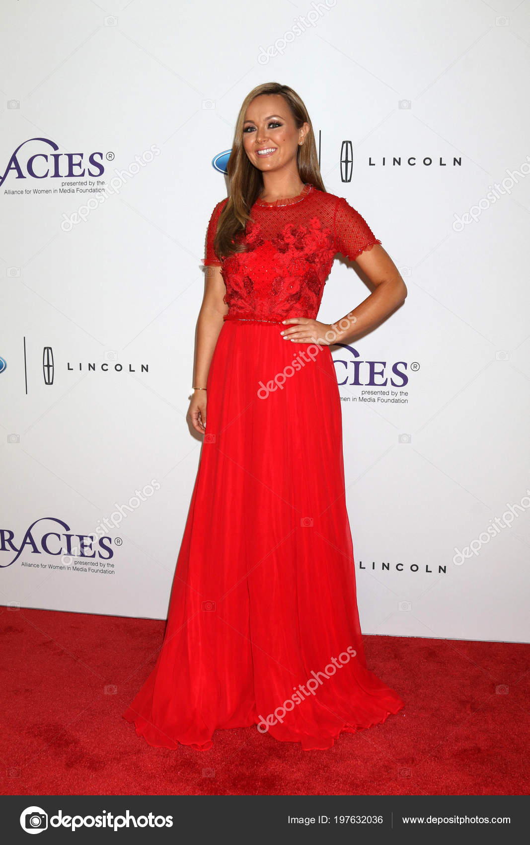 Actress Nicole Lapin – Stock Editorial Photo © s_bukley #197632036