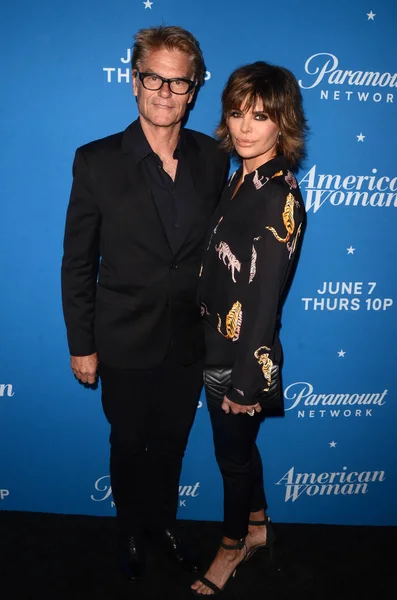 Harry Hamlin, Lisa Rinna — Foto de Stock