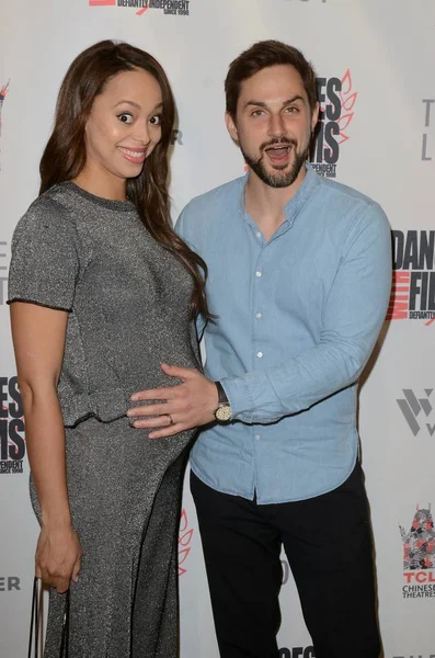 Amber Stevens Batı, Andrew J.West — Stok fotoğraf