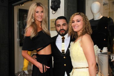 Hicham Benslimane, Fay Riviere