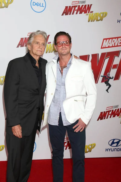 Michael Douglas, Cameron Douglas — Stockfoto