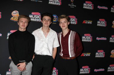 Yeni umut Club, Reece BIBBY, Blake Richardson, George Smith