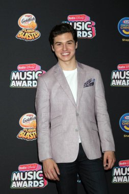 actor Sean Oliu