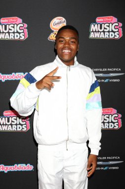 aktör Michael Woodward