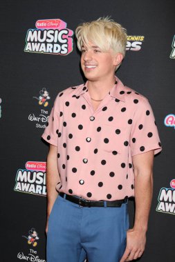 aktör Charlie Puth