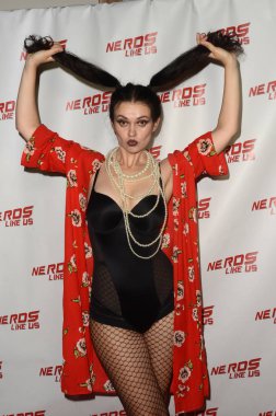 aktris Natasha Blasick