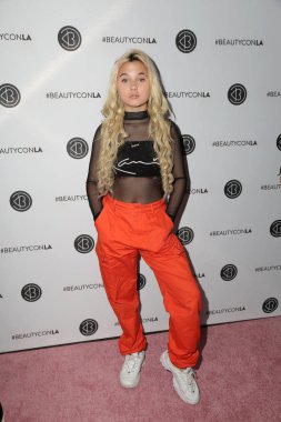 Alabama Barker LA 2018 Güzellik Festivali Los Angeles Kongre Merkezi, Los Angeles, CA 07-14-18