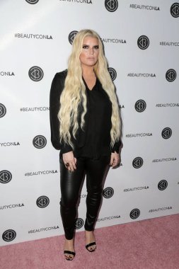 Jessica Simpson Los Angeles Kongre Merkezi, LA 2018 Güzellik Festivali 'nde, CA 07-14-18