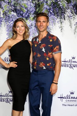 Cassandra Troy, Andrew Walker