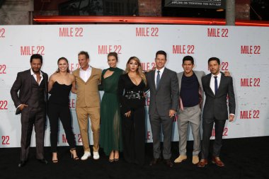 Sam Medina, Ronda Rousey, Peter Berg, Lauren Cohan, Cl, Mark Wahlberg, IKO Uwais, Carlo Alban