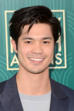 aktör Ross Butler