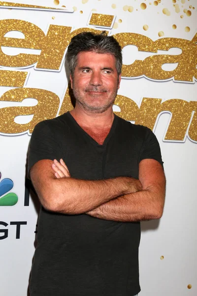 Simon Cowell America Got Talent Säsong Live Show Röda Mattan — Stockfoto