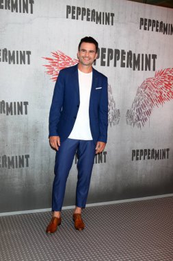 Juan Pablo Raba adlı fotoğraf aramak için Stx Films'in 