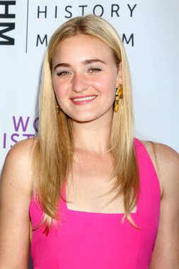 AJ Michalka geçmiş Ödülleri, Beverly Hilton Hotel, Beverly Hills, Ca 09-15-18 yapma kadın