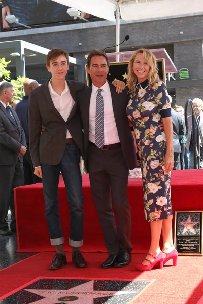 Finnigan Holden Mccormack Eric Mccormack Janet Holde Eric Mccormack Star — Stock Photo, Image