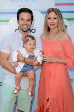 Nathan Kress 7 Yıllık Ünlü Kırmızı Halı Olay New Bloom Media tarafından Baby2baby yararlanan Step2, Sony Studios, Culver City, Ca 09-22-18 tarafından sunulan