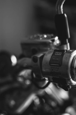 Helikopter Pano ve ölçerlerin closeup. Parlak krom ayrıntıları