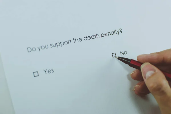 Ankieta Pytanie Czy Popierasz Kary Śmierci Odpowiedź Zbliżenie — Zdjęcie stockowe