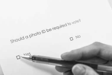 Fotoğraf ID oy gerekli olmalıdır?