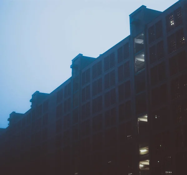 Oscuro Sombrío Paisaje Urbano Ciudad Hafen Hamburgo Alemania Niebla Densa — Foto de Stock