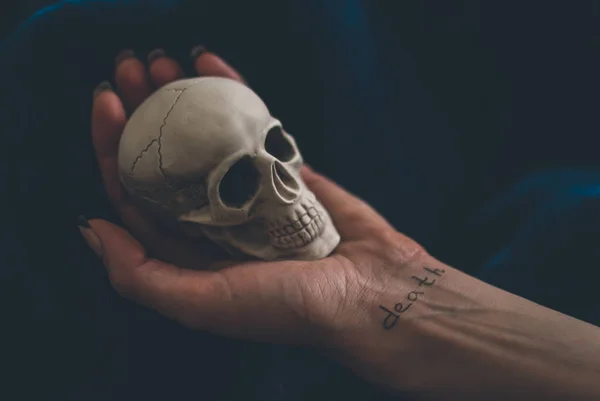 Girl Holding Skull Her Hand Word Death Written Her Wrist — Stock Photo, Image