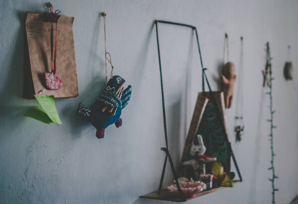 Girl Room Interior Colorful Toys Souvenirs Hanging Grey Wall — Stock Photo, Image