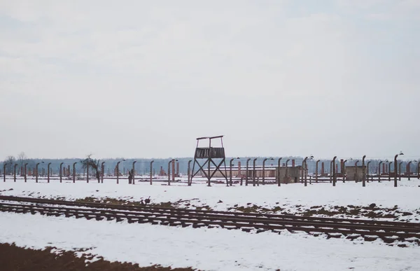 Oswiecim Poland February 2018 Railway Tracks Auschwitz Concentration Camp Watchtower — Stock Photo, Image