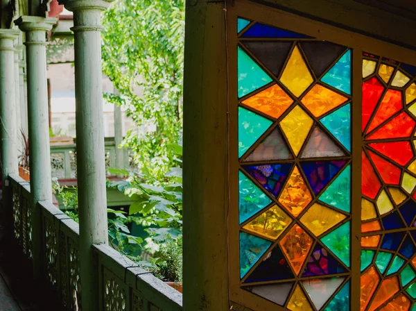 Colores Ensueño Vidrieras Una Antigua Casa Residencial Tiflis Georgia Vista — Foto de Stock