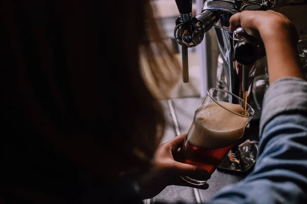 Girl Pouring Pint Dark Beer Craft Beer Pub Local Pub — Stock Photo, Image