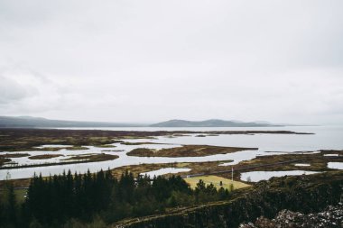 İzlanda Thingvellir Milli Parkı soğuk kasvetli manzara