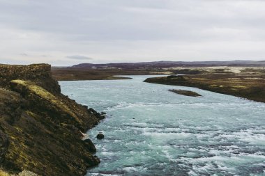 Gullfoss şelale yakınında İzlanda Güzel Hvita nehri