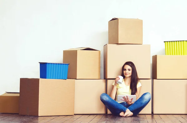 New Home Concept Young Woman Boxes Empty House Interior — Stock Photo, Image