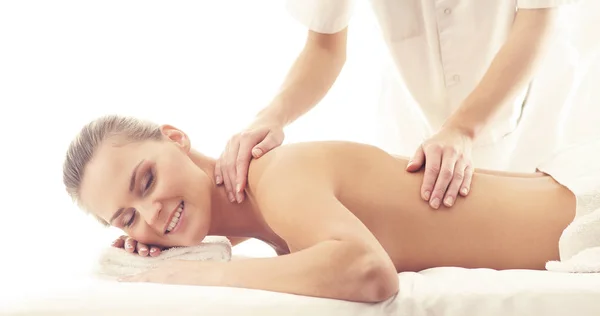 Gezonde Mooie Vrouw Spa Recreatie Energie Gezondheid Massage Genezing Concept — Stockfoto