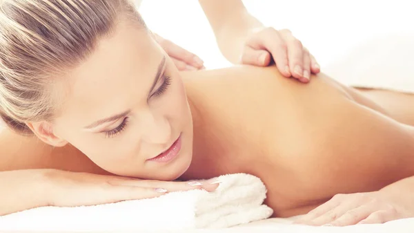 Mulher Saudável Bonita Spa Conceito Recreação Energia Saúde Massagem Cura — Fotografia de Stock